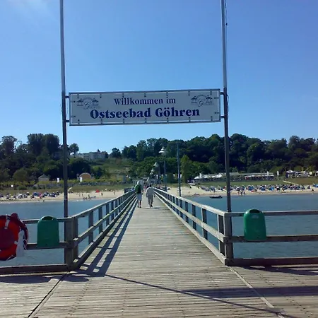 - Ostseebad 1 Goehren (Ruegen)